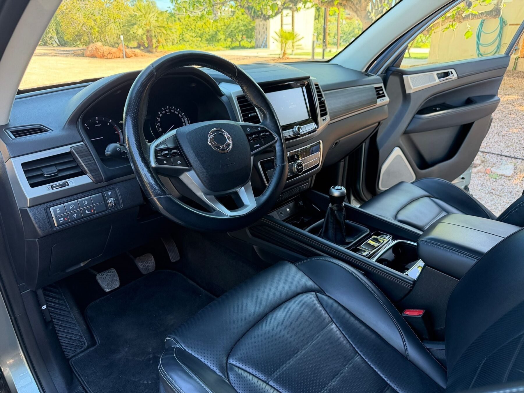 SSANGYONG rexton 4x2