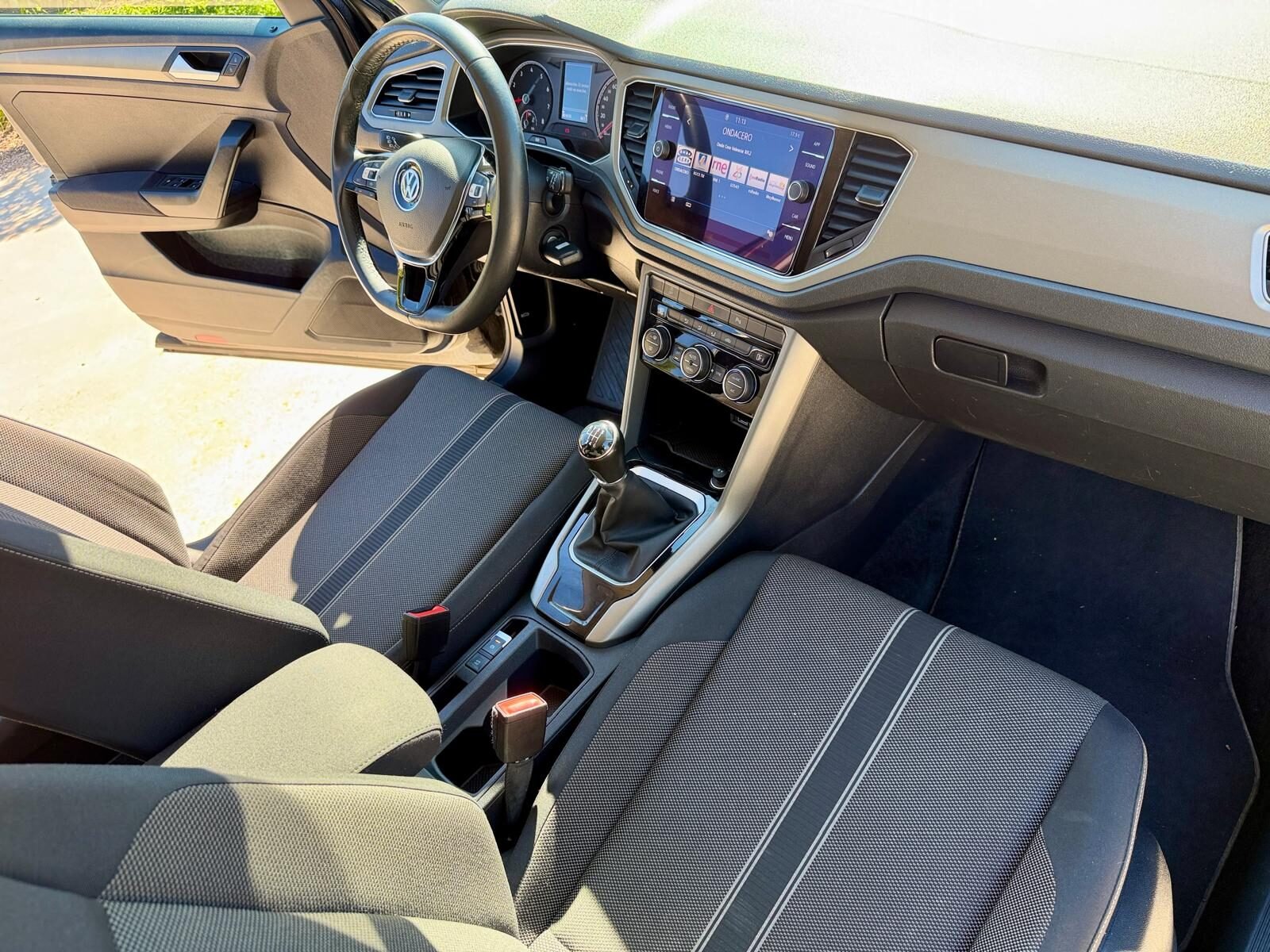 VOLKSWAGEN T-ROC 1.0 TSI 