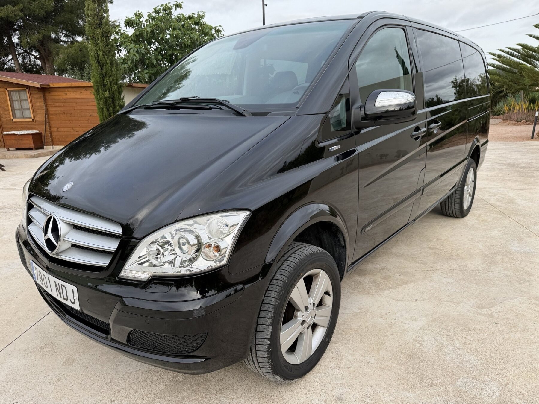 MERCEDES-BENZ VIANO AMBIENTE 4 MOTION 