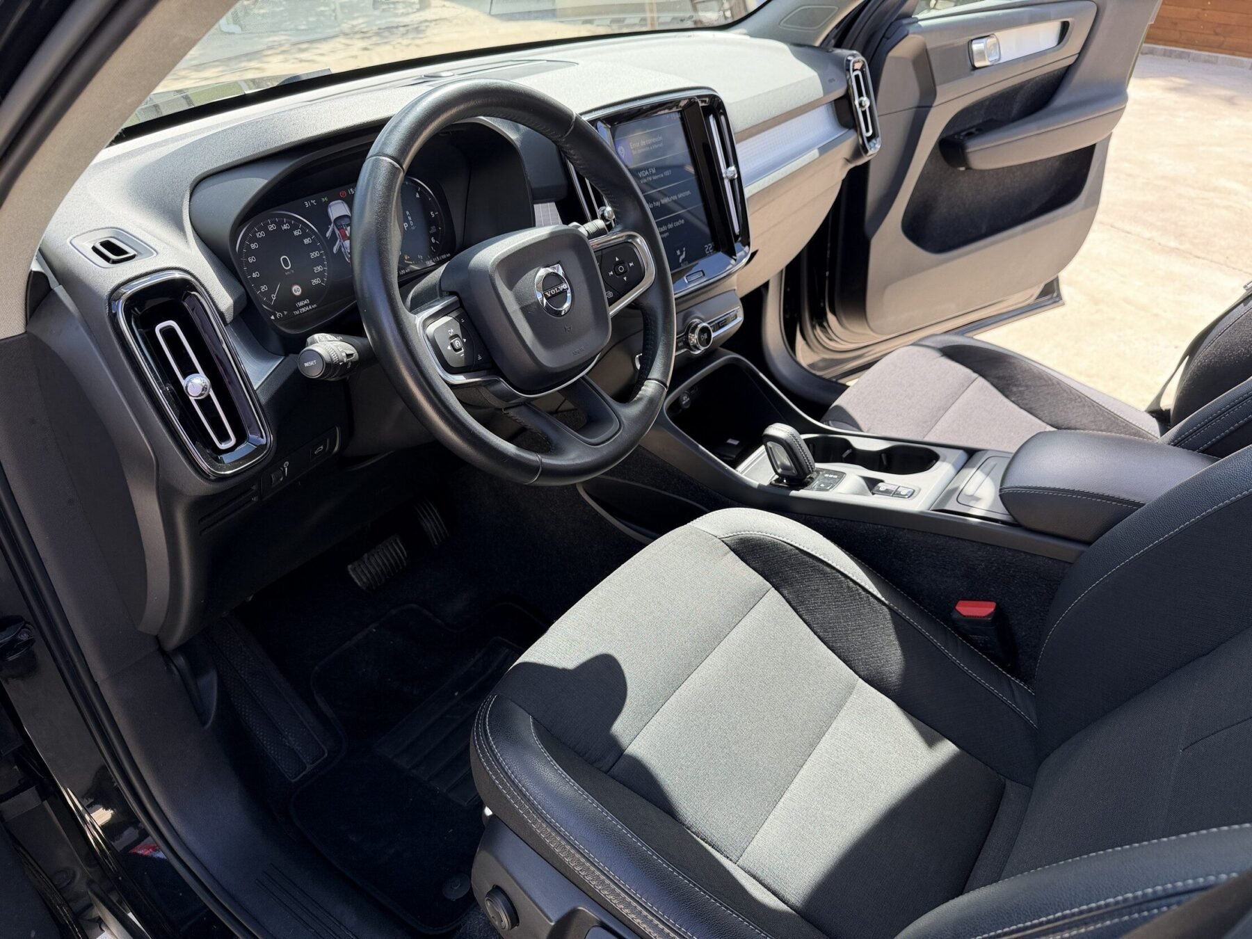 VOLVO 2.0 D4  190CV AUTO 