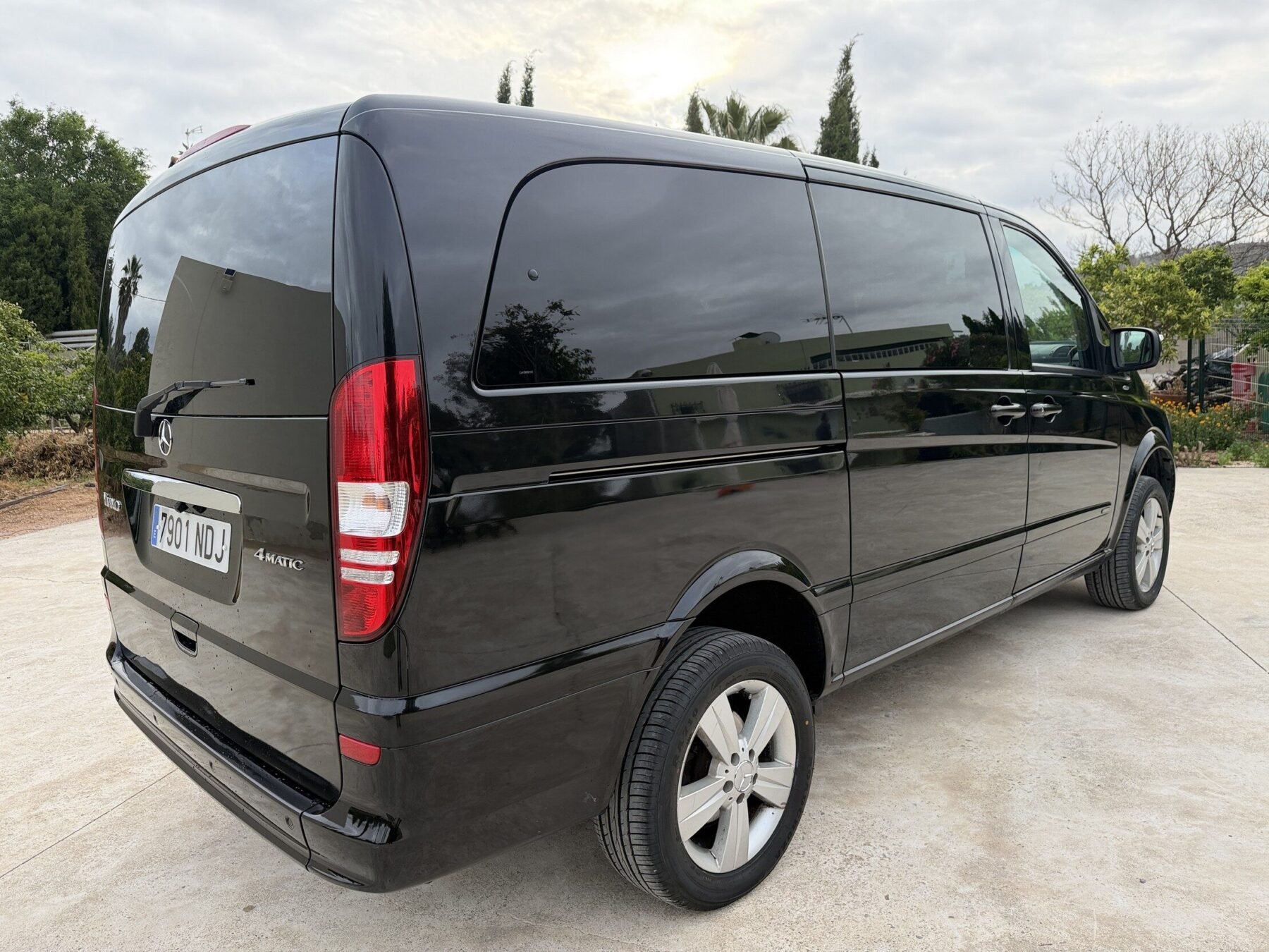 MERCEDES-BENZ VIANO AMBIENTE 4 MOTION 