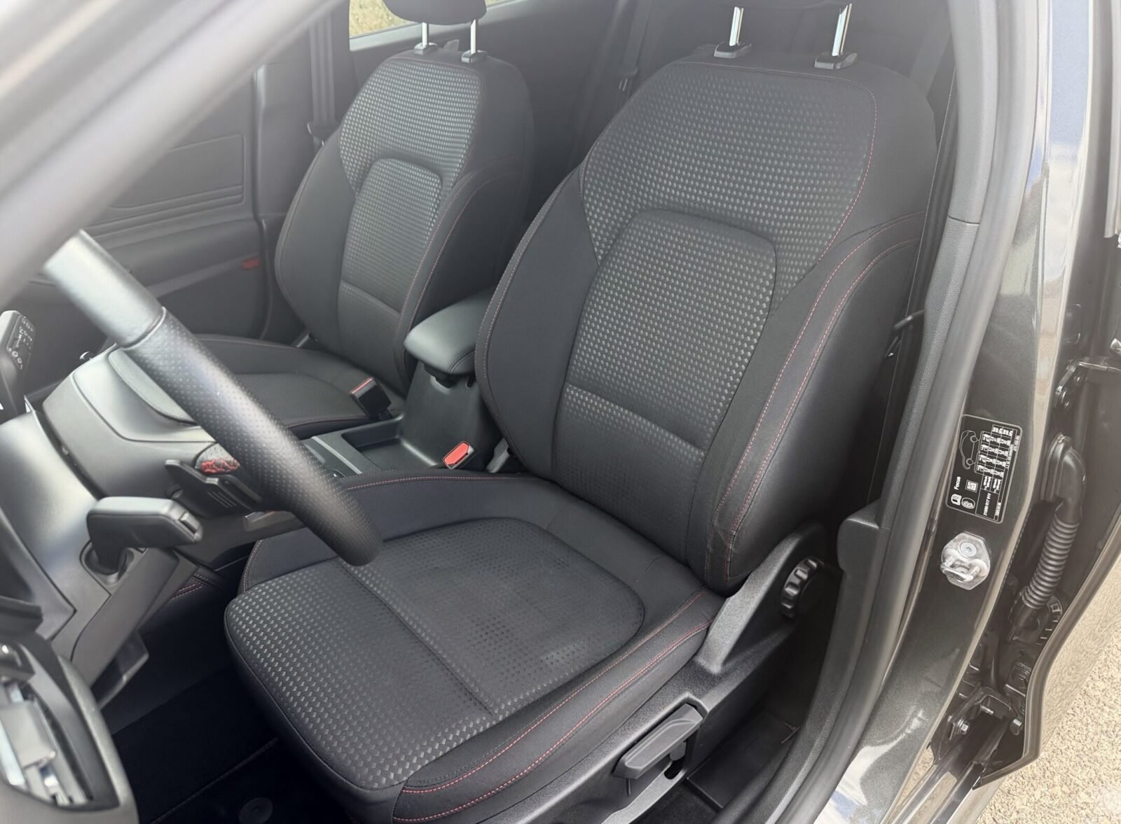FORD FOCUS SPORTBREAK 1.5 ECOBLUE STLINE AUTOMATICO