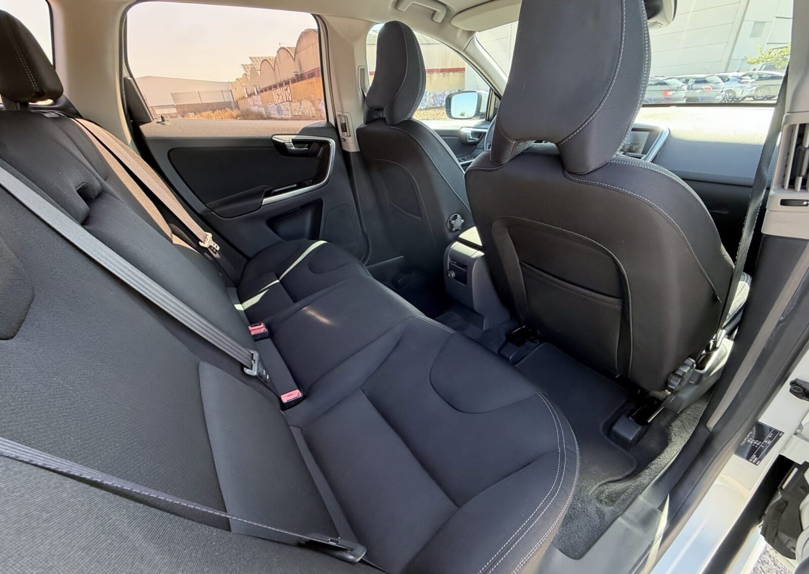 VOLVO XC60 D3 MOMENTUM 