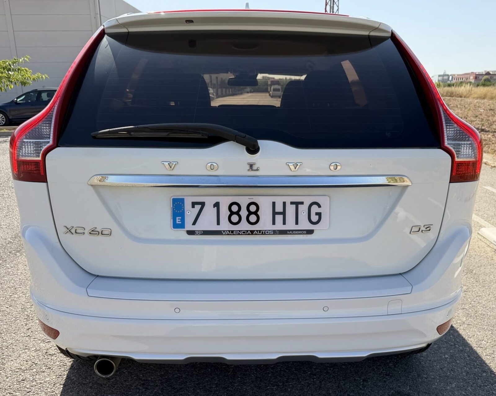 VOLVO XC60 D3 MOMENTUM 