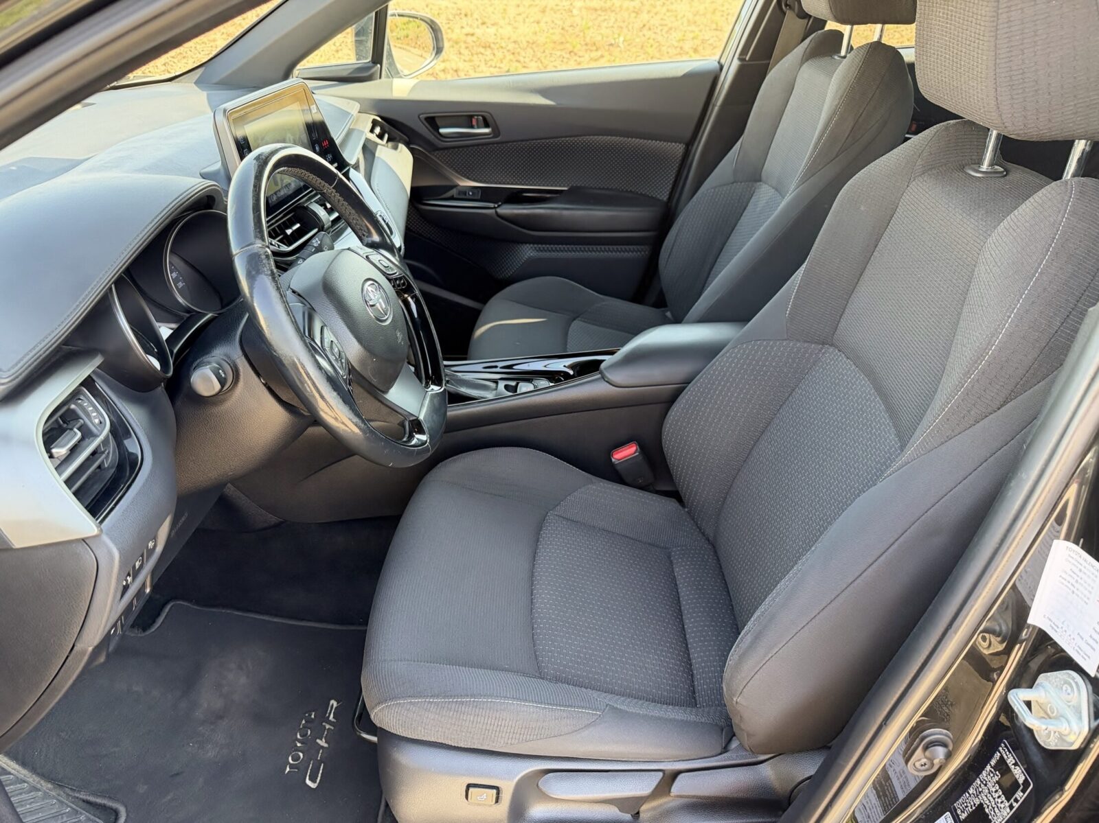 TOYOTA C-HR 1.8 HIBRIDO