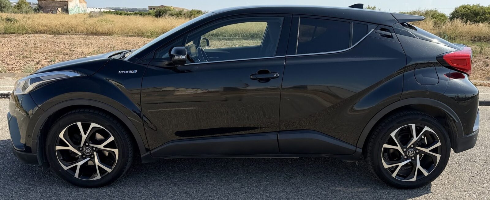 TOYOTA C-HR 1.8 HIBRIDO