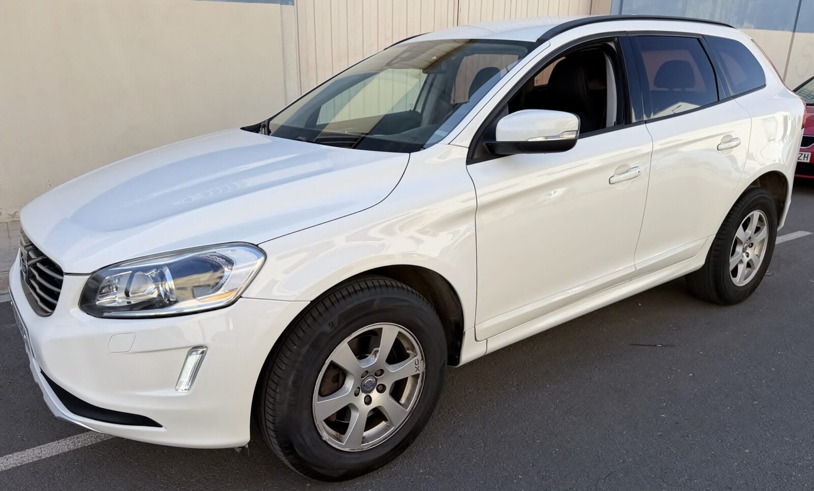 VOLVO XC60 D3 MOMENTUM 