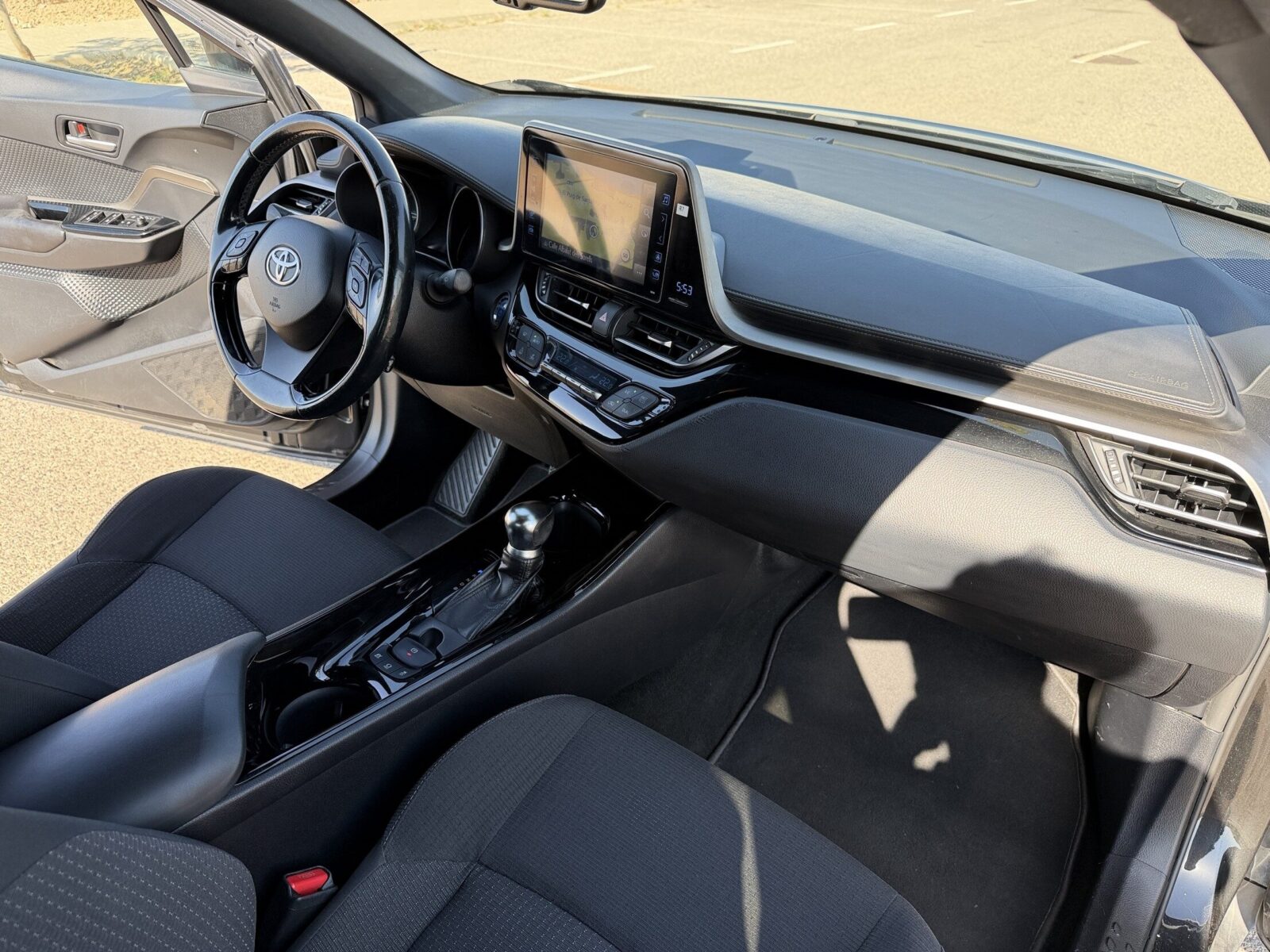TOYOTA C-HR 1.8 HIBRIDO