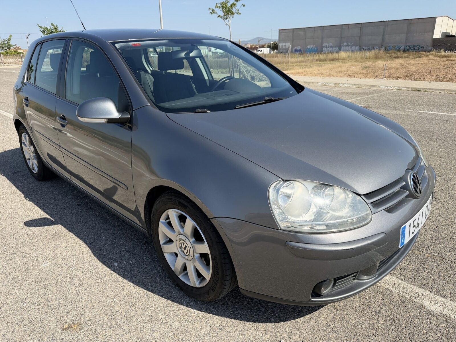 VOLKSWAGEN GOLF V 1.9 TDI 