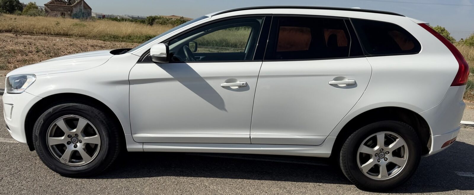 VOLVO XC60 D3 MOMENTUM 