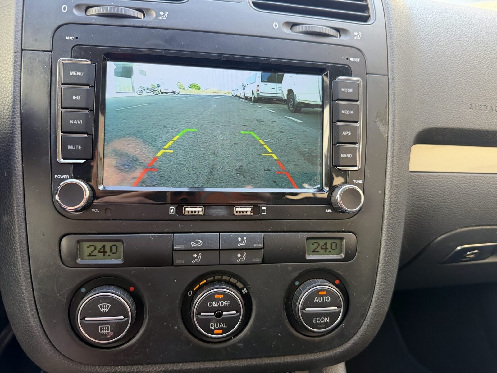 VOLKSWAGEN GOLF V 1.9 TDI 
