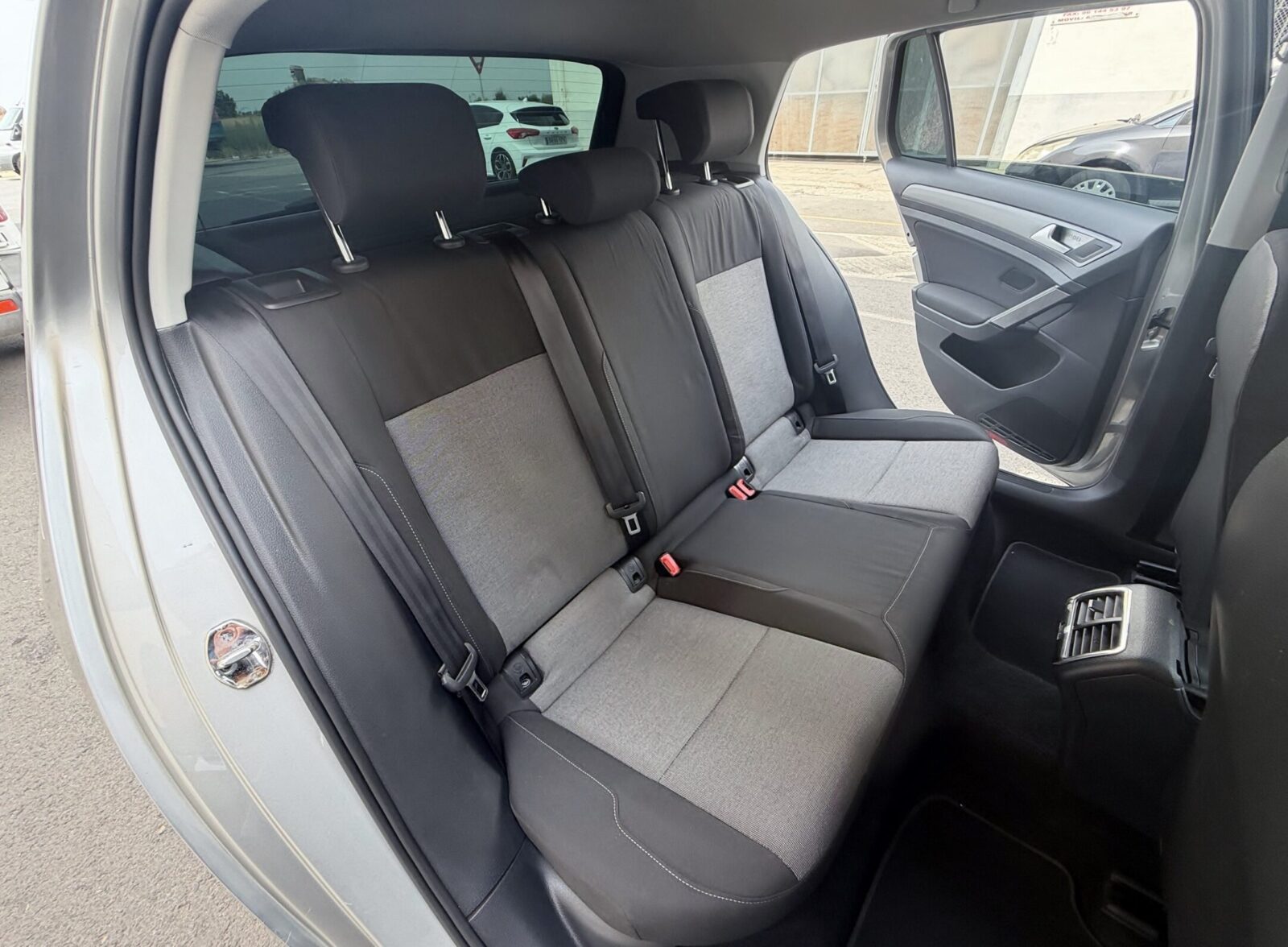 VOLKSWAGEN GOLF 7 1.6 TDI 