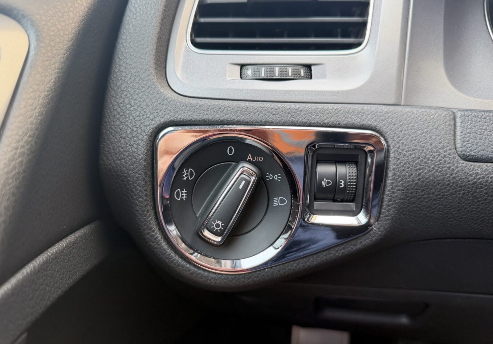 VOLKSWAGEN GOLF 7 1.6 TDI 