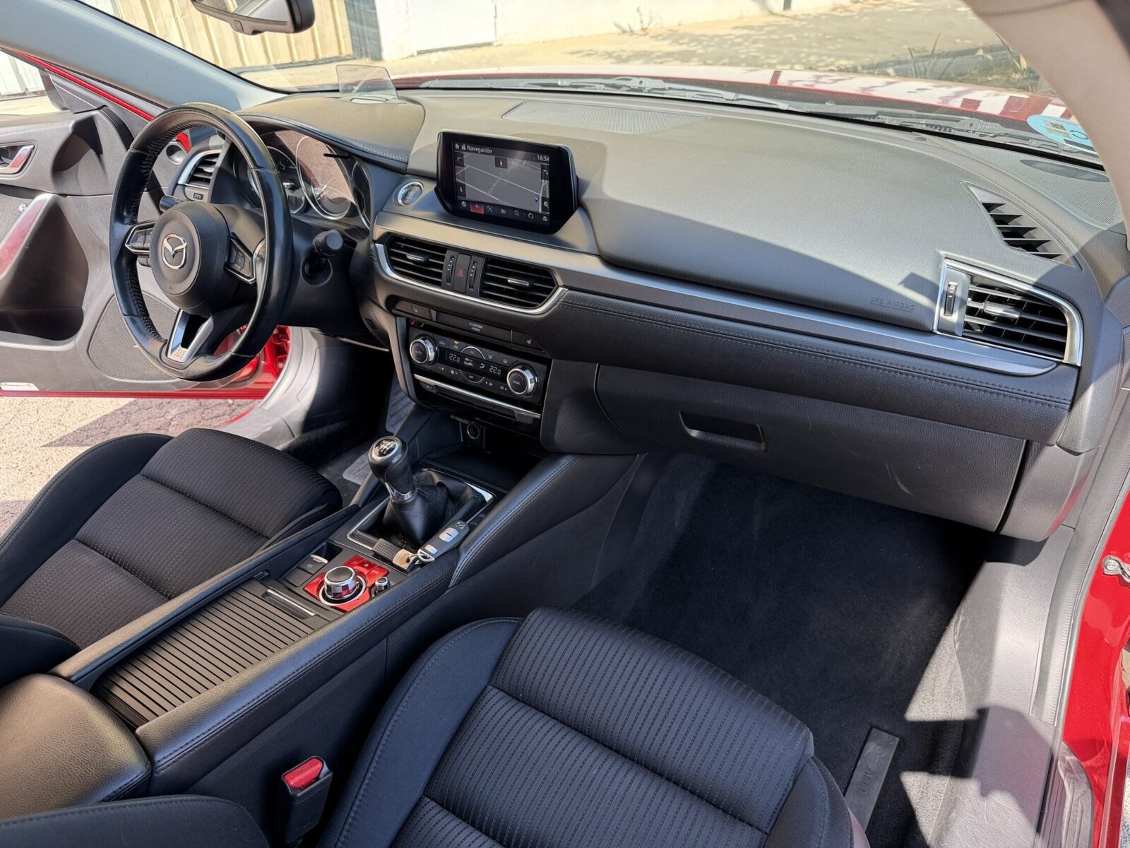 MAZDA MAZDA 6 VAGON LUXURY 2.2 D