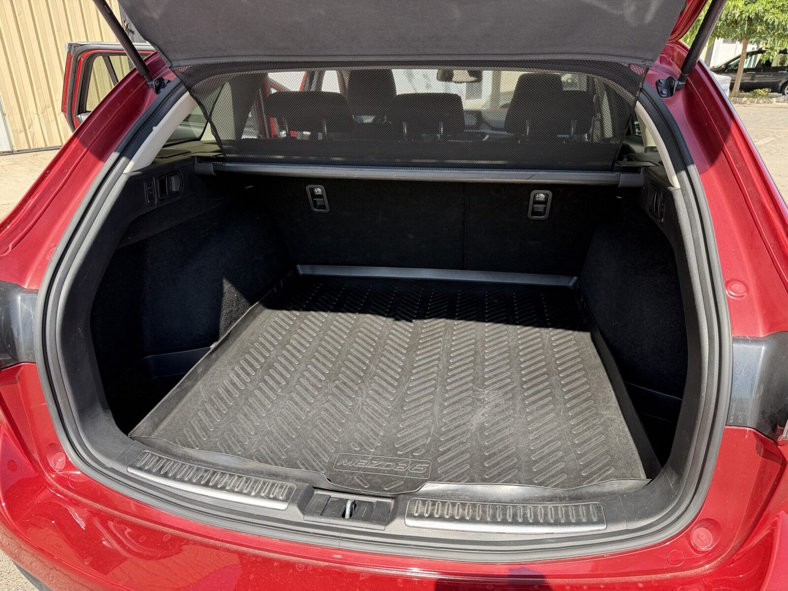 MAZDA MAZDA 6 VAGON LUXURY 2.2 D