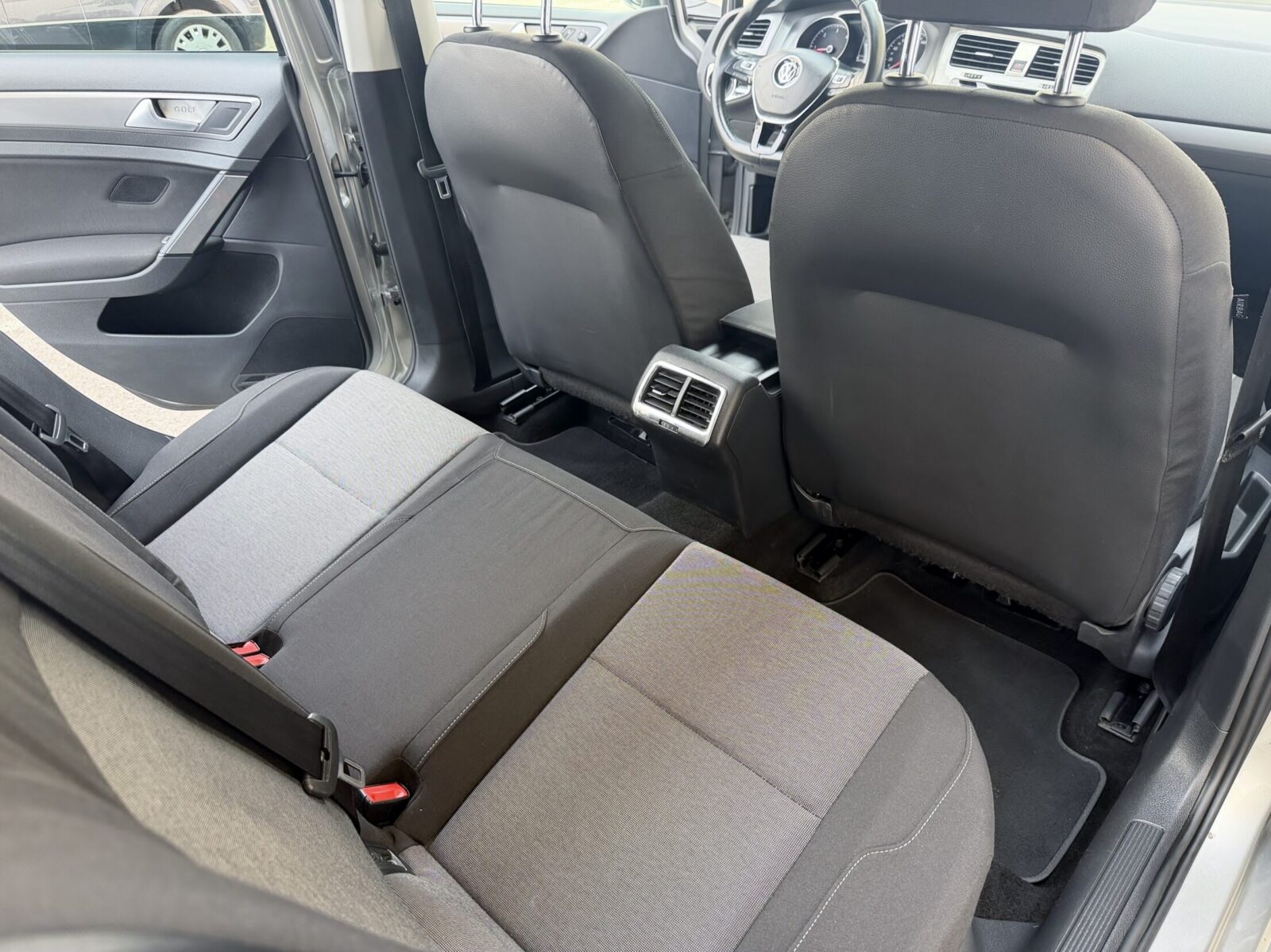 VOLKSWAGEN GOLF 7 1.6 TDI 