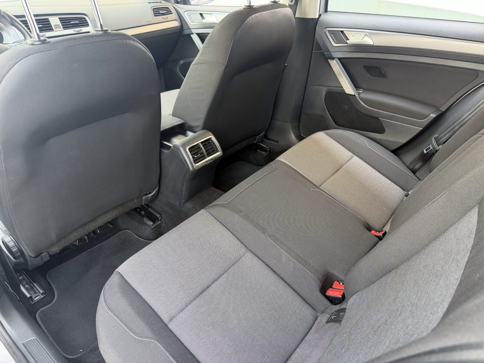 VOLKSWAGEN GOLF 7 1.6 TDI 