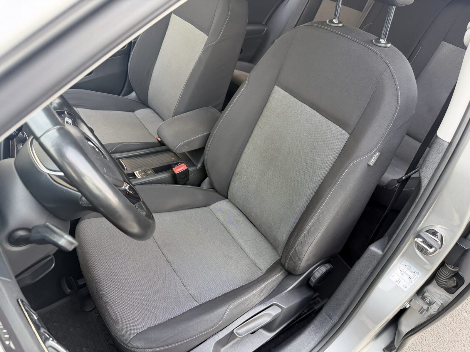 VOLKSWAGEN GOLF 7 1.6 TDI 