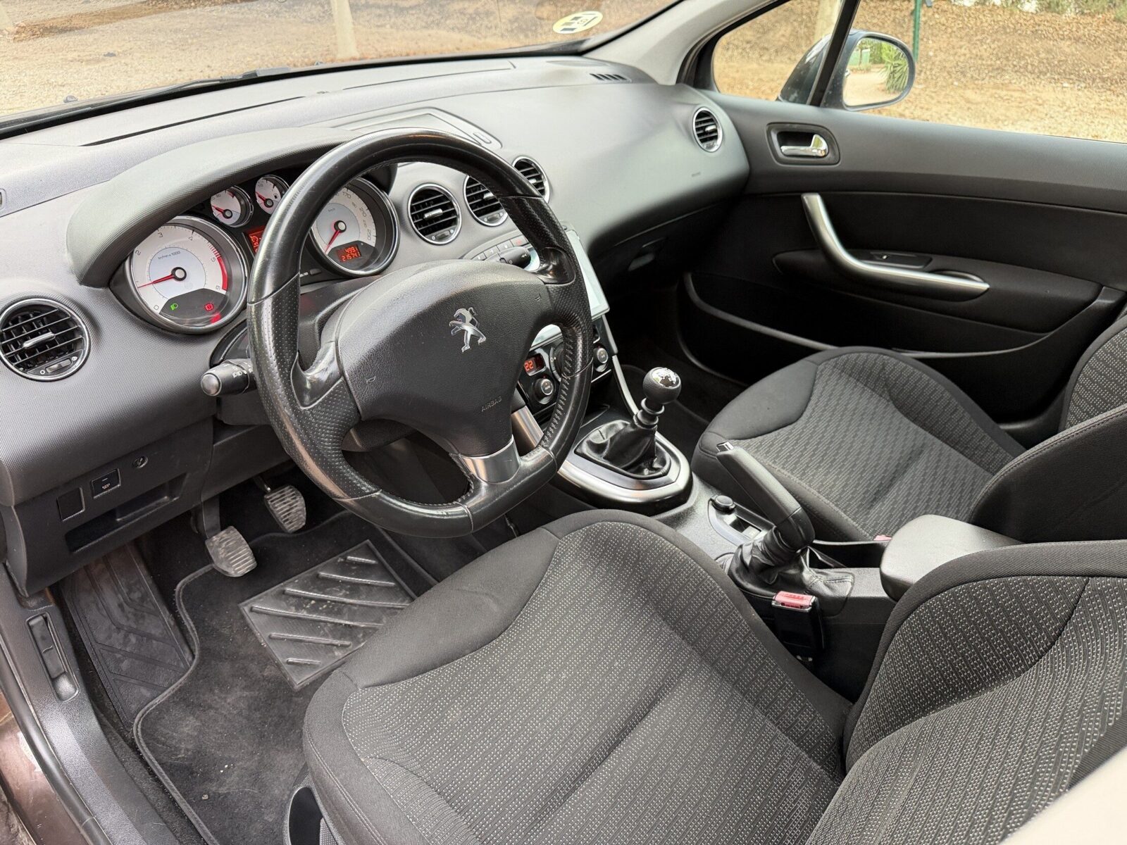PEUGEOT 308 PREMIUM 