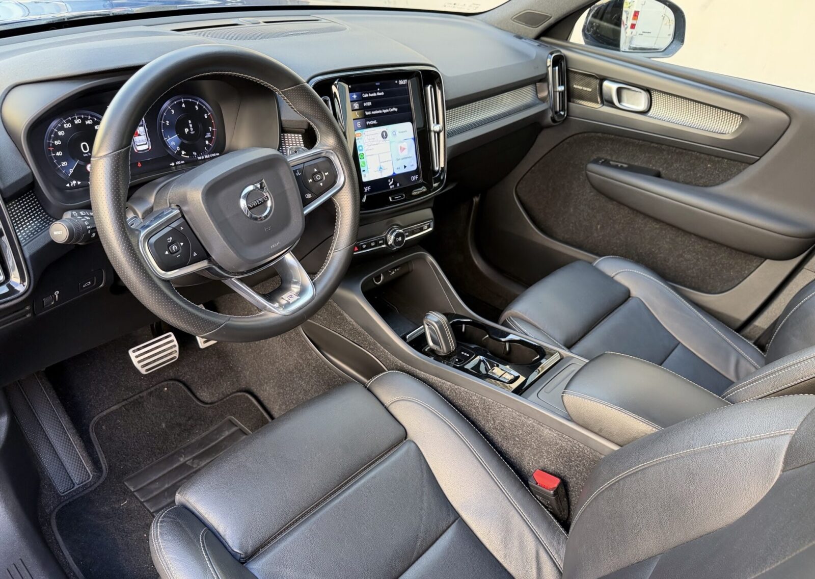 VOLVO Xc40 RDESING 2.0 T5 PREMIUN EDITION 