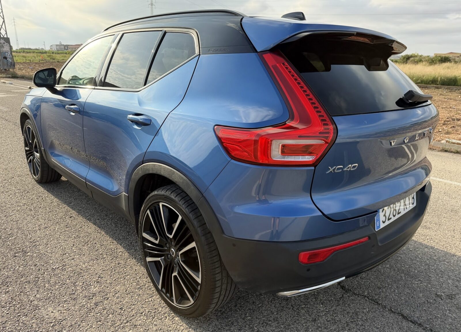 VOLVO Xc40 RDESING 2.0 T5 PREMIUN EDITION 