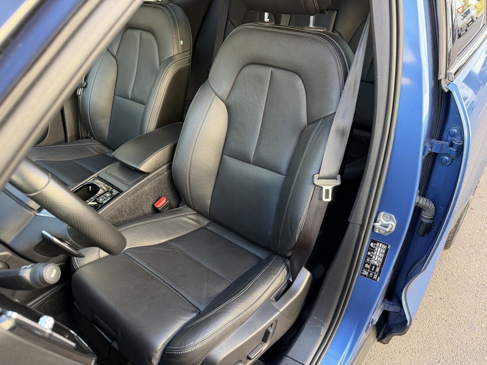 VOLVO Xc40 RDESING 2.0 T5 PREMIUN EDITION 